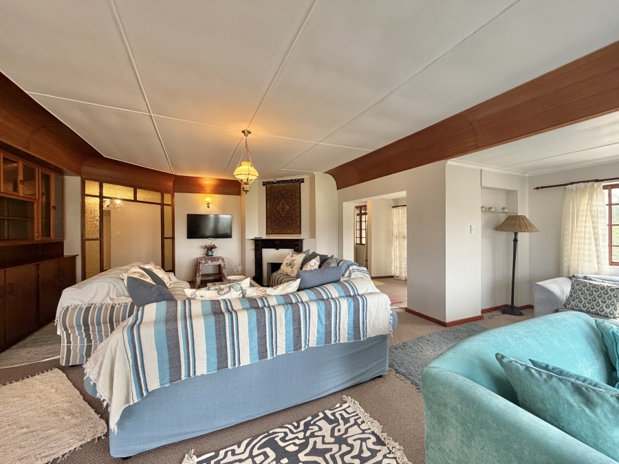 4 Bedroom Property for Sale in Paradise Beach Eastern Cape